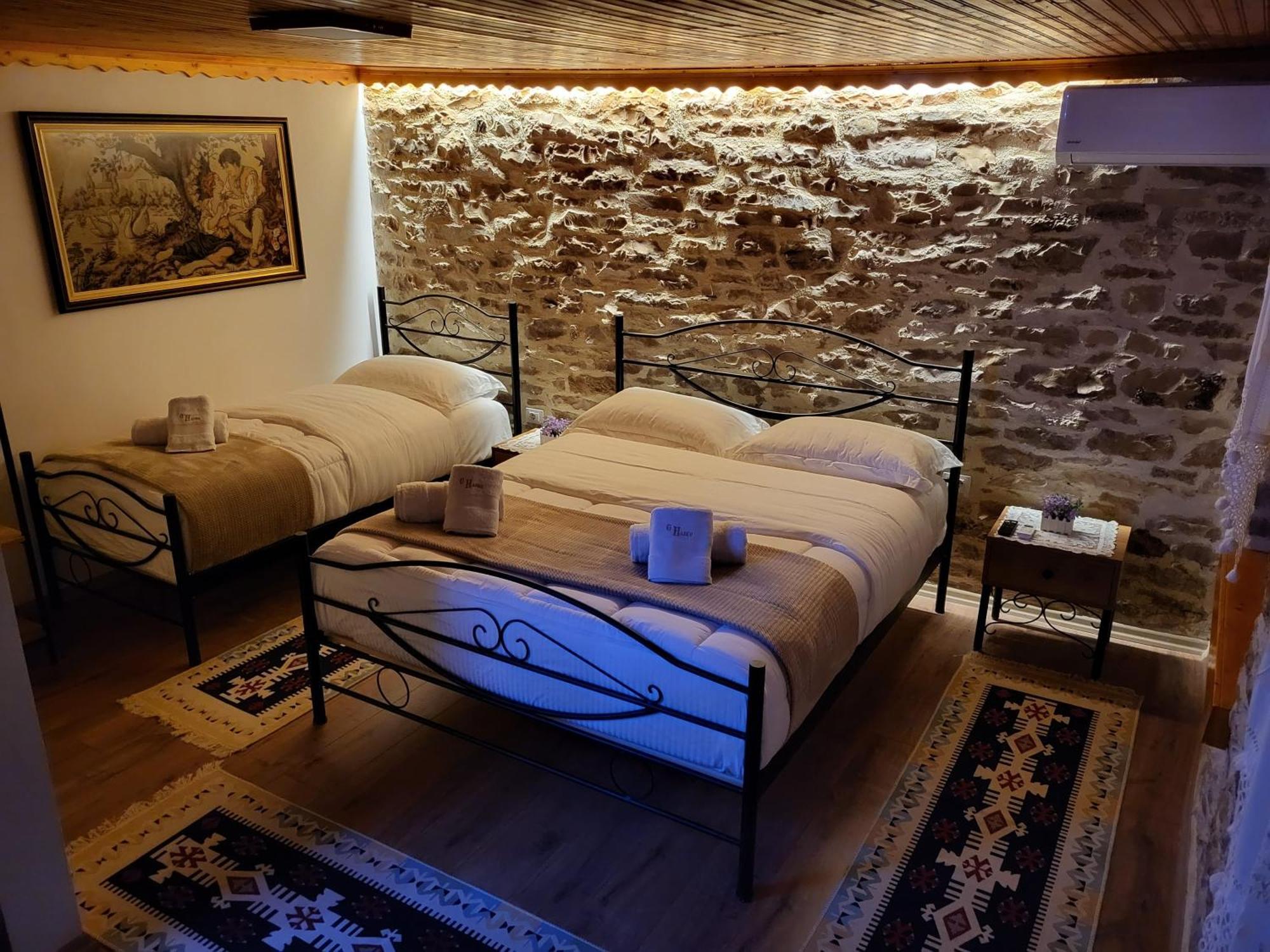 Guest House Hasko Gjirokastër Eksteriør billede